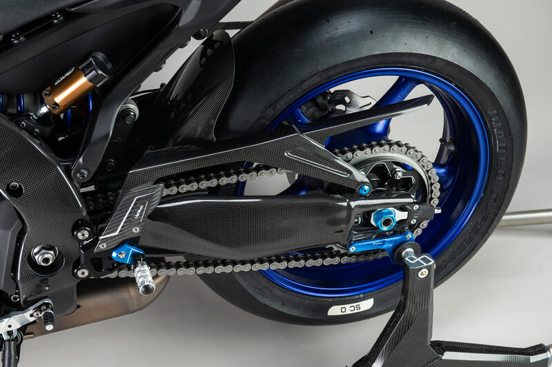 Parafango Post. In Carbonio per Yamaha Naturale