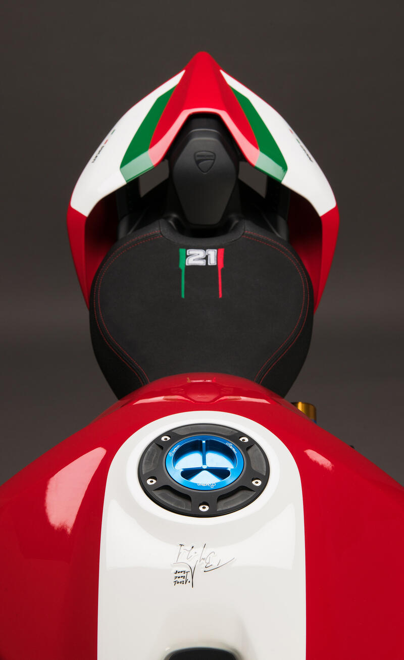 Replacement Fuel Cap (Spin Locking) Cobalto