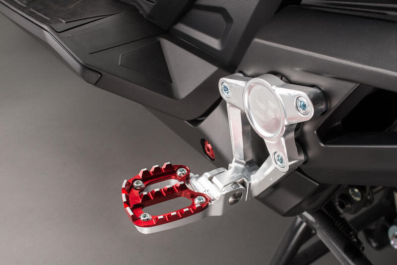 Pedane Con Poggiapiedi Snodati per Honda Rosso