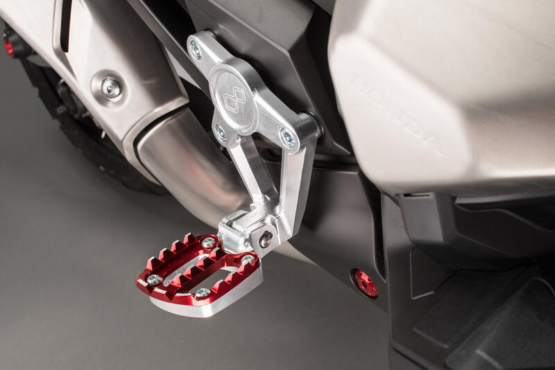 Pedane Con Poggiapiedi Snodati per Honda Rosso