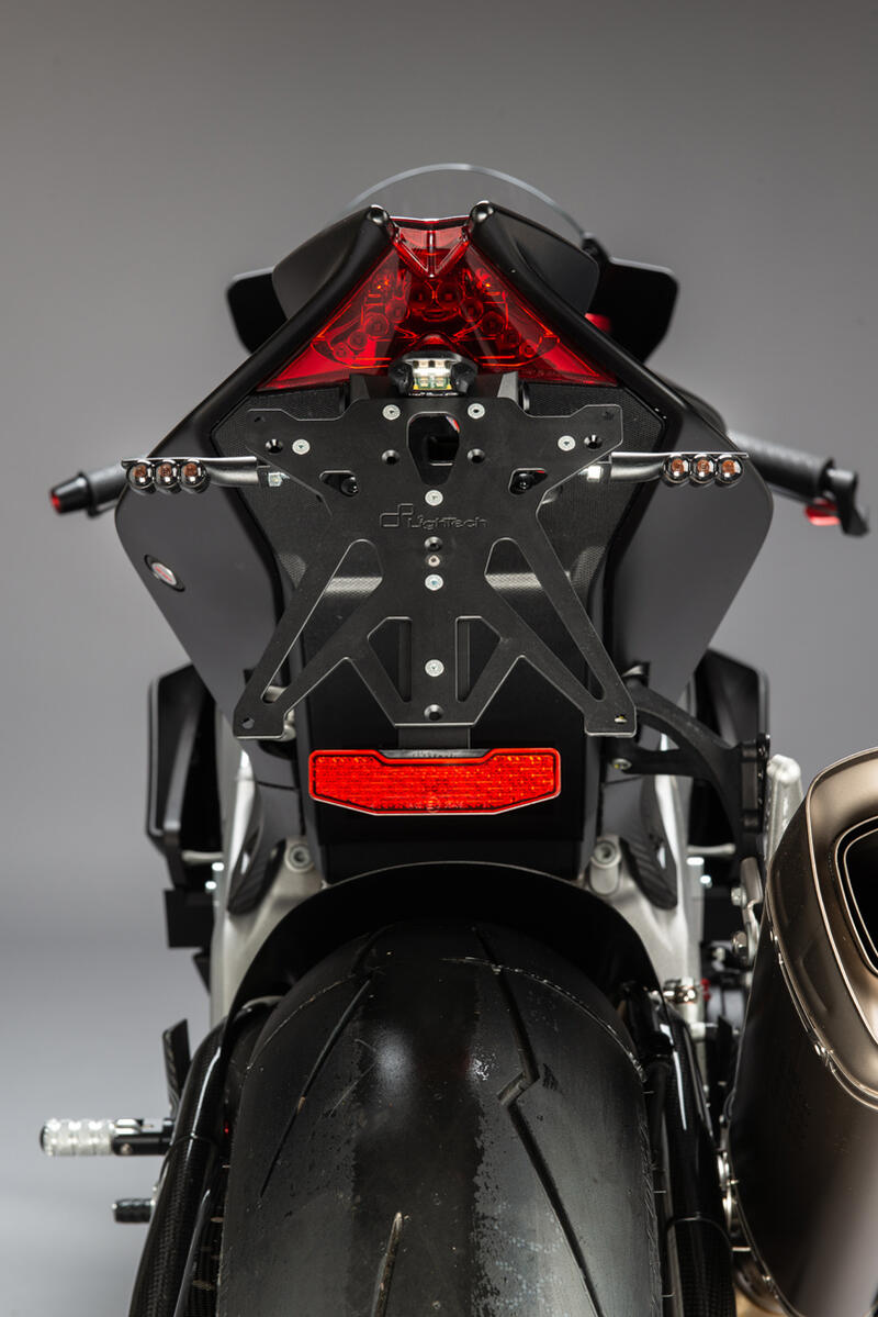 Kit Portatarga Regolabile per Aprilia NeroA3