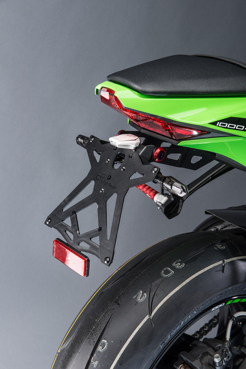 Kit Portatarga Regolabile per Kawasaki NeroA2