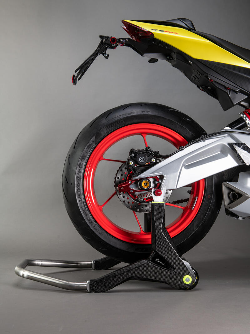 Cavalletto Posteriore In Carbonio con Forchette Nero