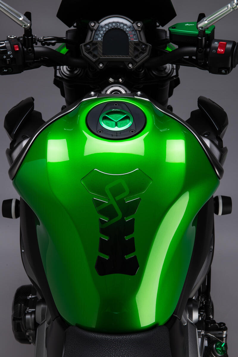 Fuel Tank Cap with Spin Locking for Kawasaki Verde